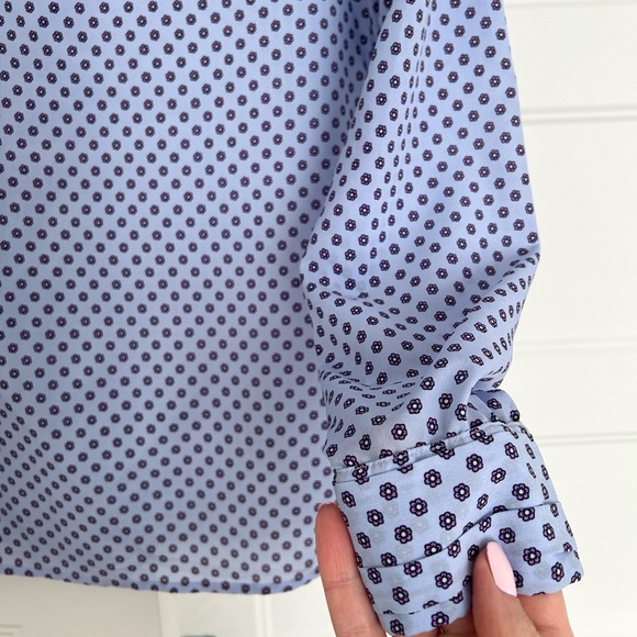 Banana Republic Blouse - Picture 2 of 3